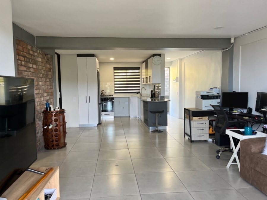 2 Bedroom Property for Sale in Island View Western Cape